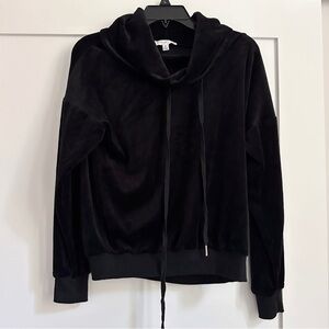 Socialite Black Velvet Pullover - New, XS